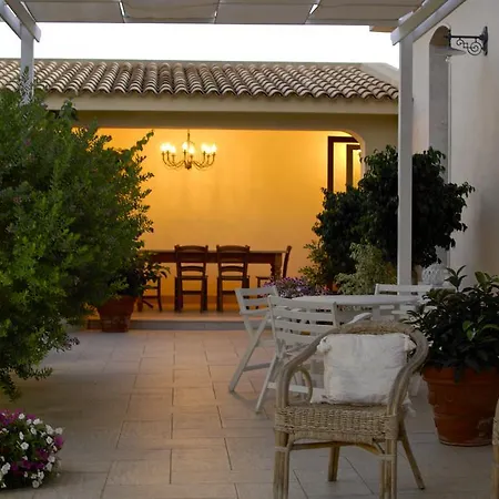 Oleandro Villa *
